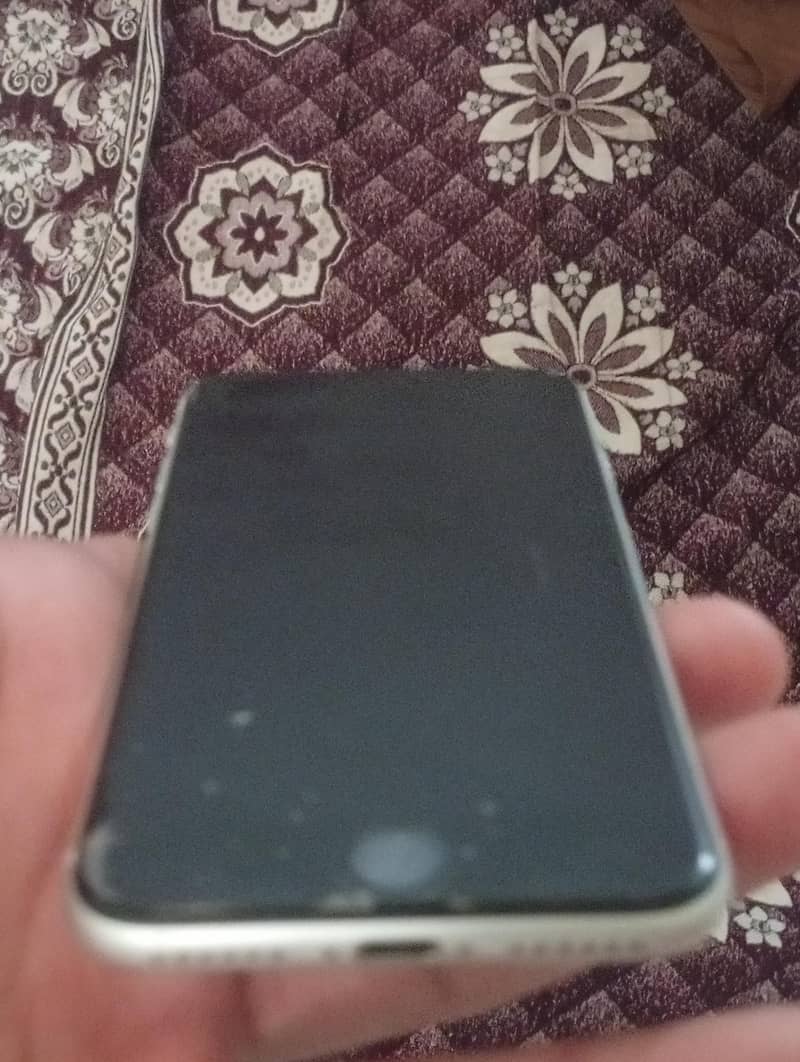 Apple iPhone SE 1
