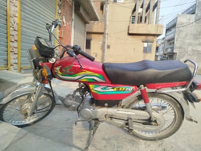 2023 model CD 70 new 10/10 Engine pack  tanki wrapped  biometric done