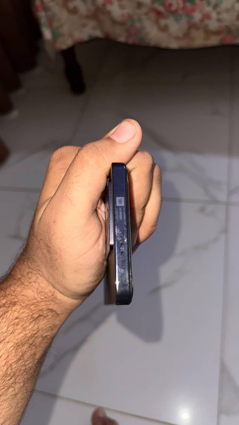 Infinix Note 30 Pro 4