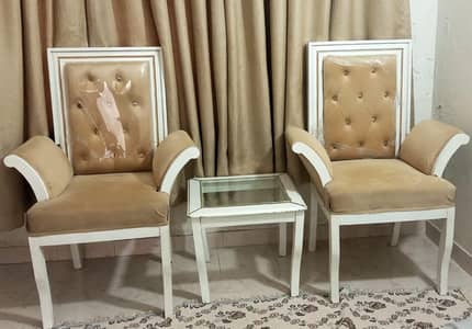 2 Deco Paint Coffee Chairs with Table