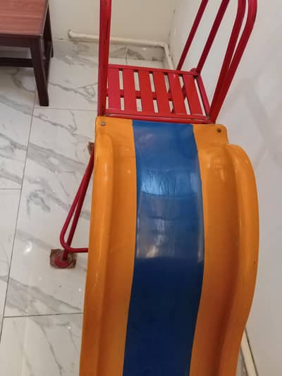 Kidz slide just like new, play Kidz Infront if your eyes, no worrie