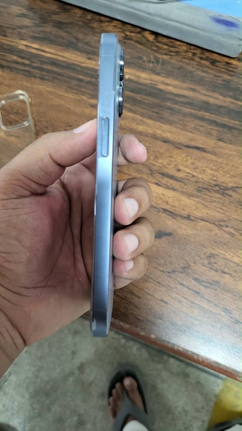 Apple iPhone 13 Pro 3