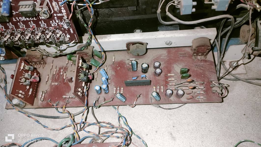amplifier 4