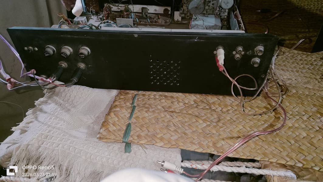 amplifier 5