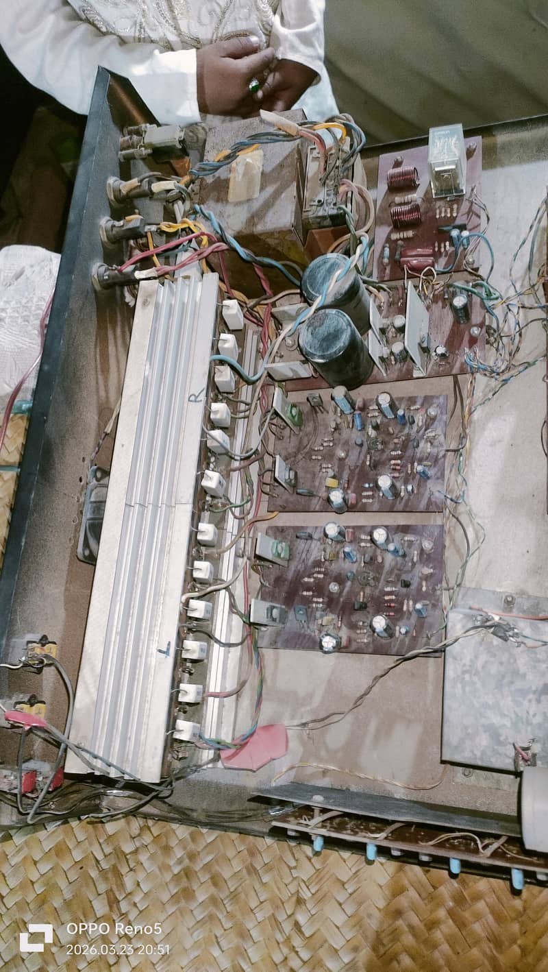 amplifier 7