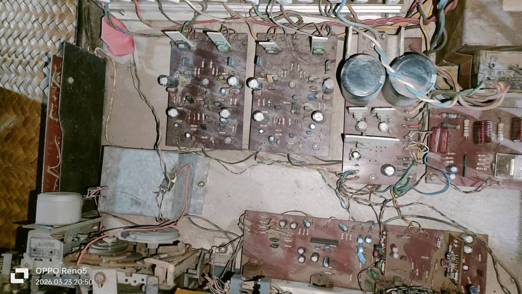 amplifier 13