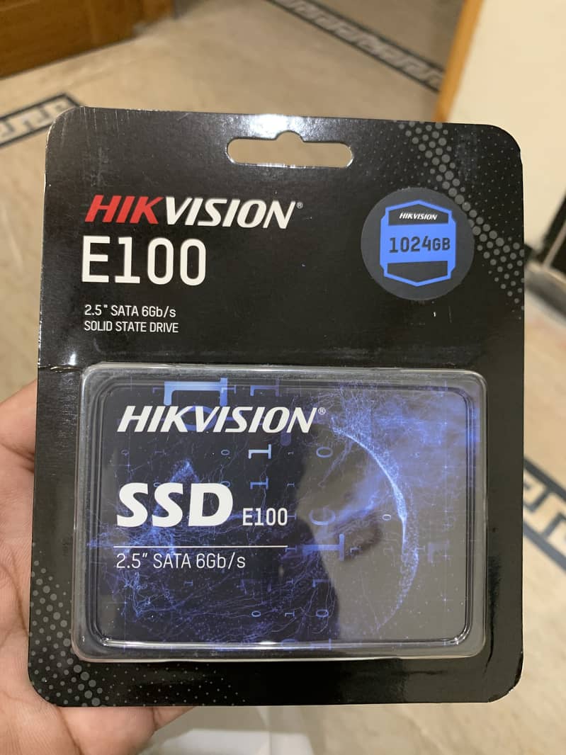 Hik Vision HS-SSD-E100 0