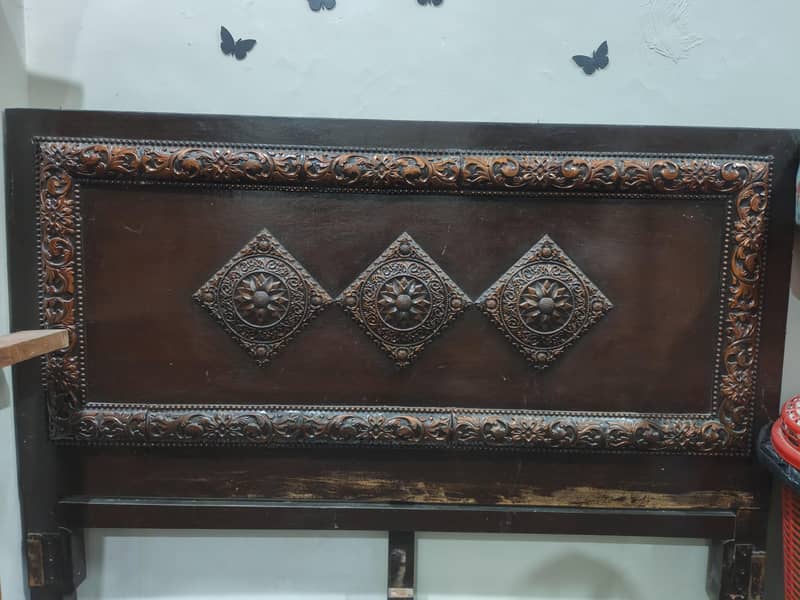 Double bed with side tables 1