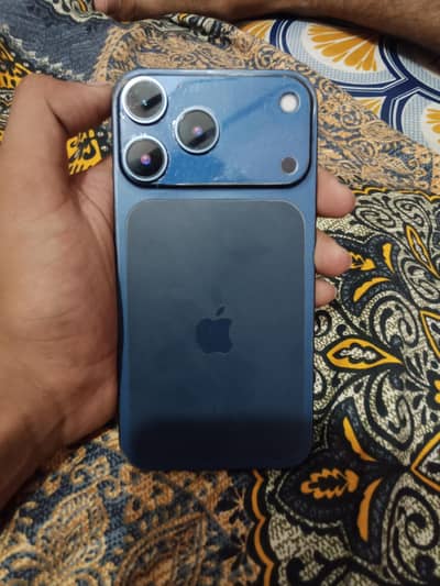 Apple iPhone XR