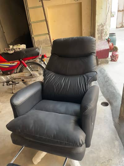 Luxury office Chair