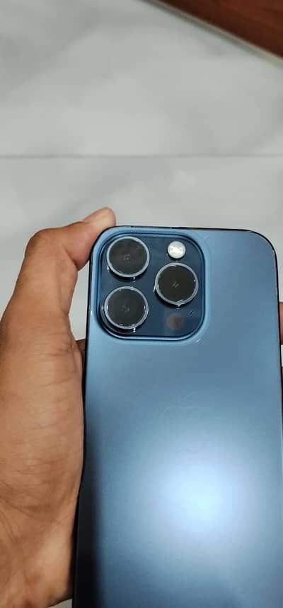 Apple iPhone 15 Pro