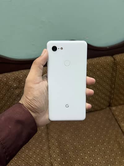 Google Pixel 3 Xl 4gb 64gb. Non pta front minor crack&minor shade. LHR