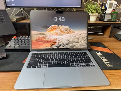 MacBook Air M4 | 16GB / 256GB | Sky Blue | Original Box & Charger
