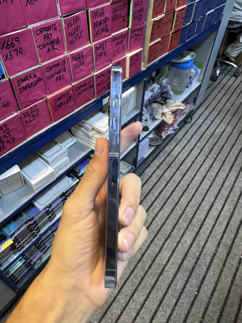 Apple iPhone 13 Pro Max 3