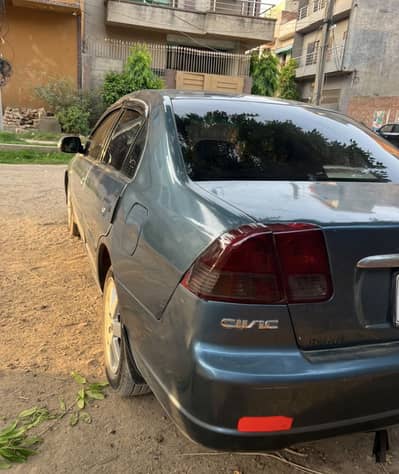 Honda Civic EXi 2005