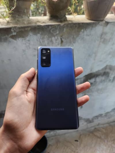 Samsung Mobile S20 FE