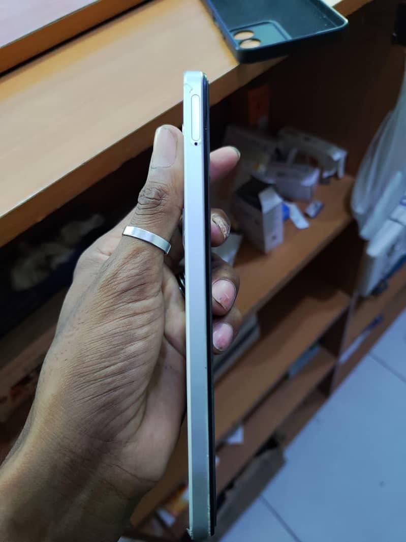 Realme C71 3