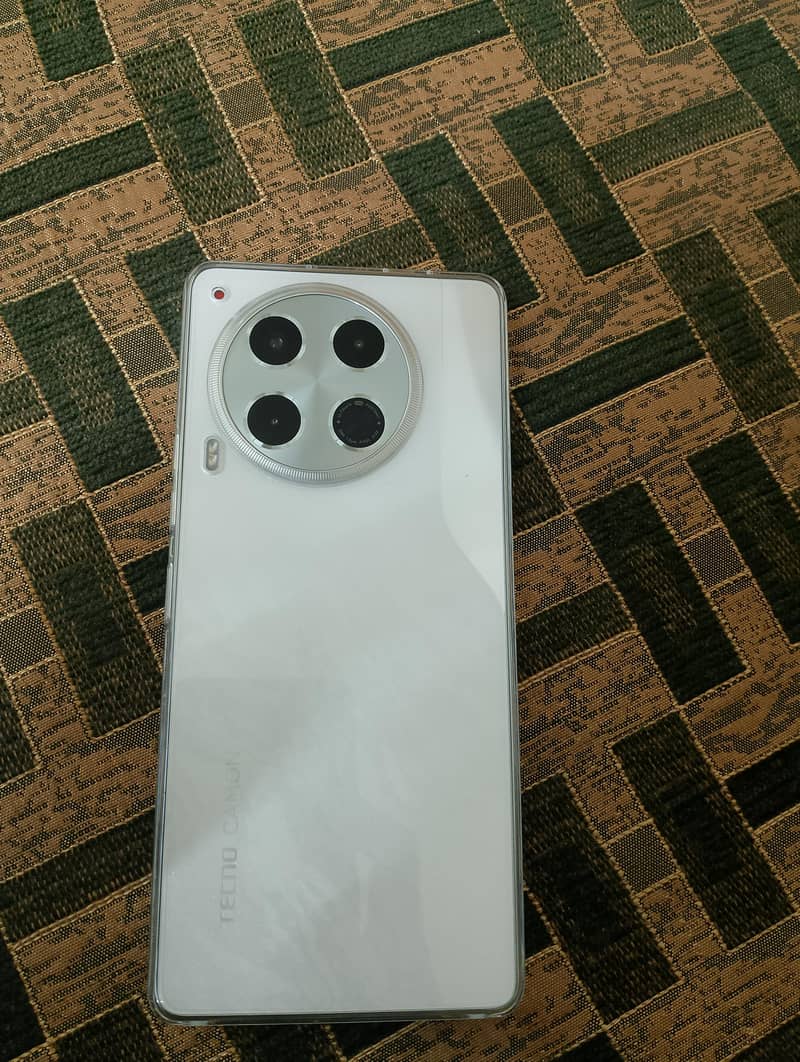 Tecno CAMON 30 8/256 2