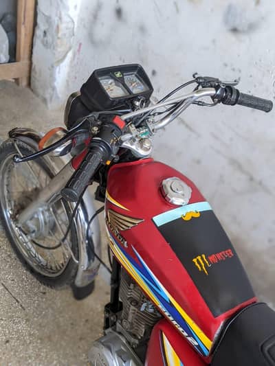 Honda 125 2019 model Jaaneman condition documents clear  biometric hai