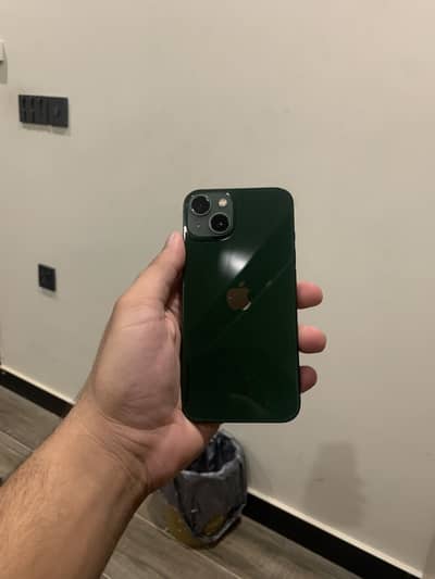 Apple iPhone 13