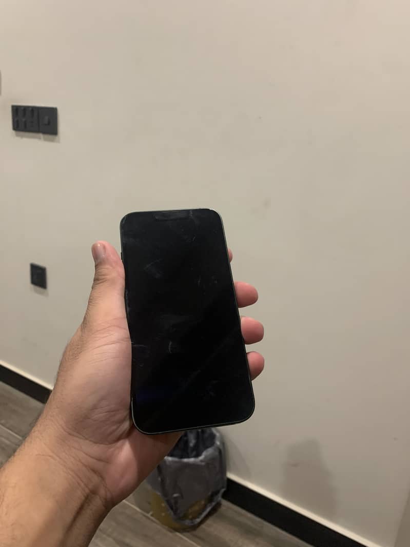 Apple iPhone 13 3