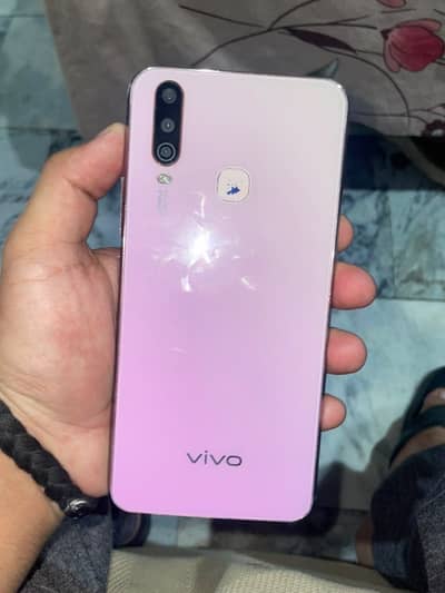 Vivo Y17