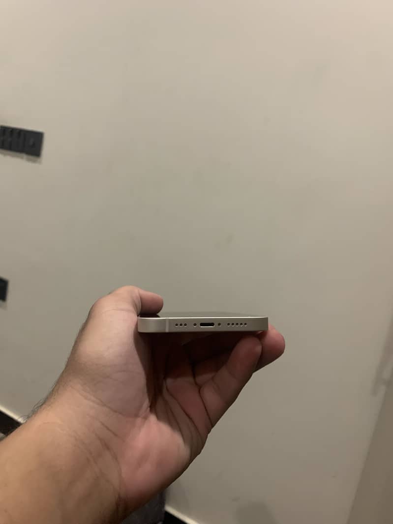 Apple iPhone 13 3