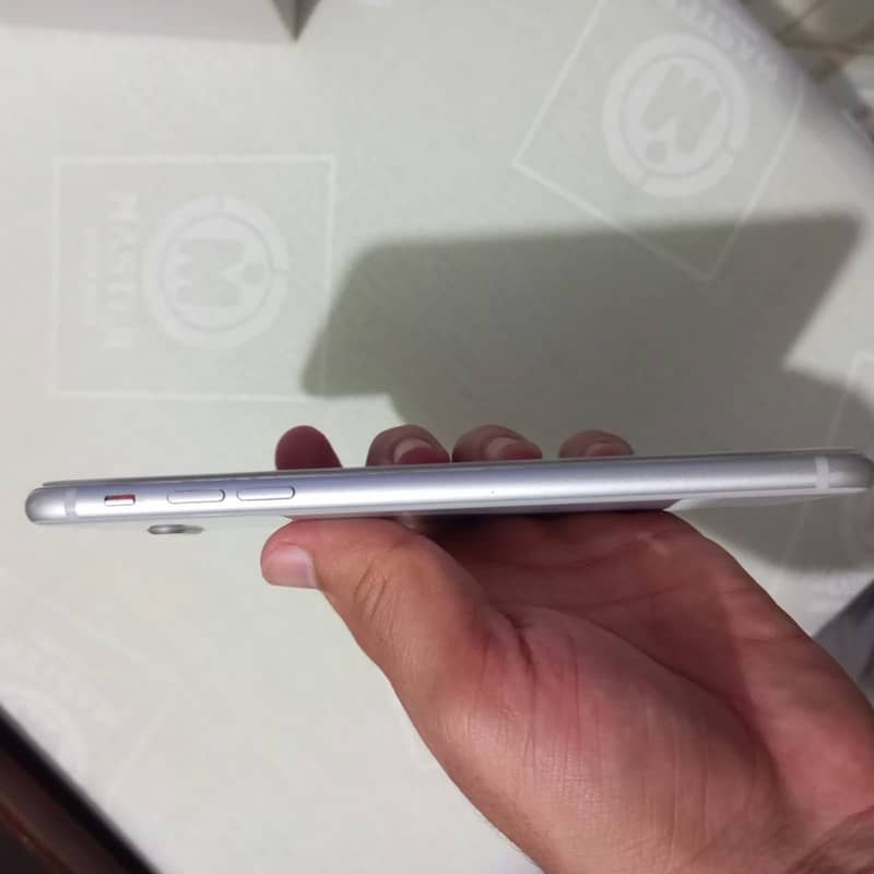 Apple iPhone 8 Plus 2
