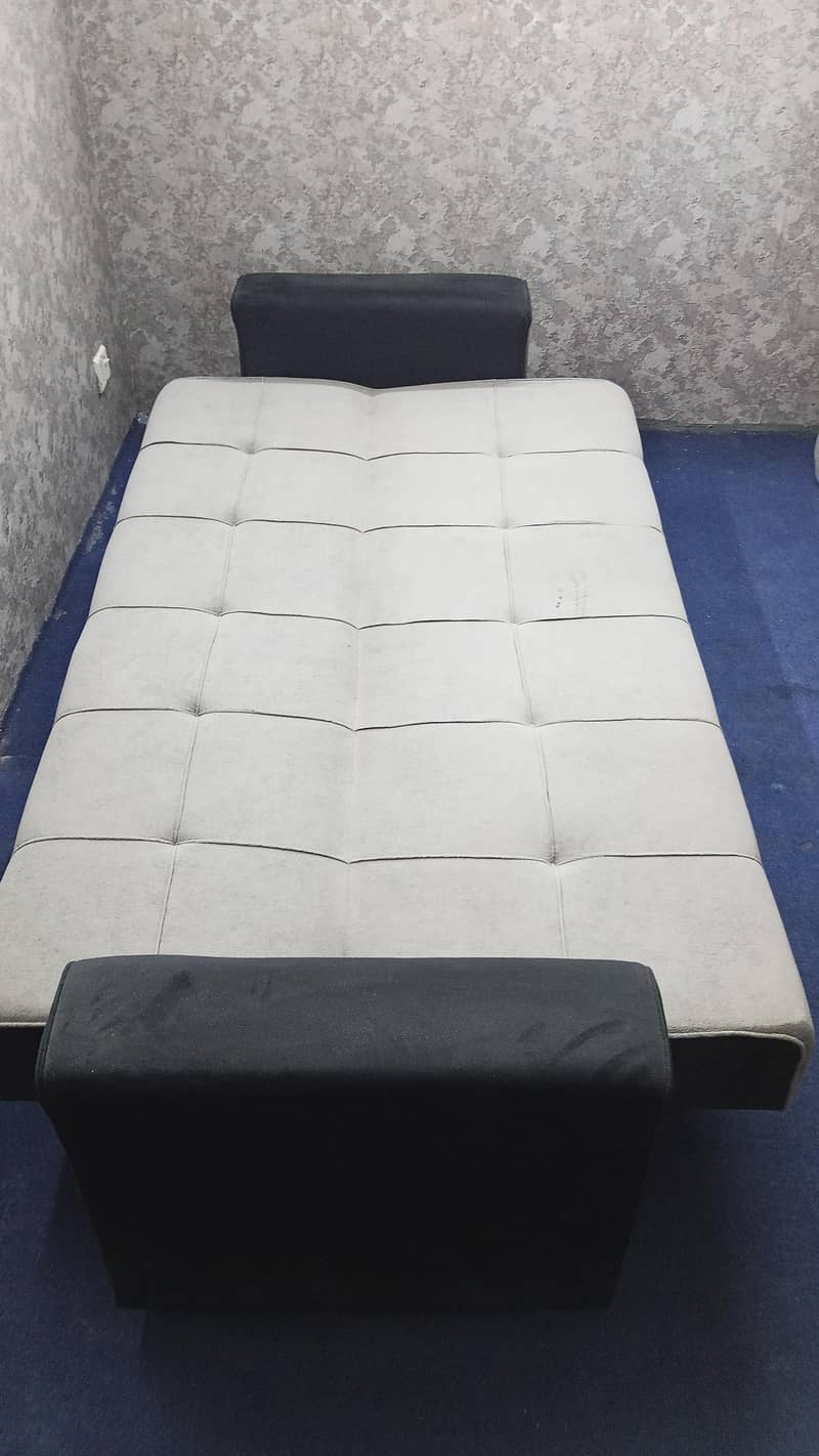 Sofa cumbed 3