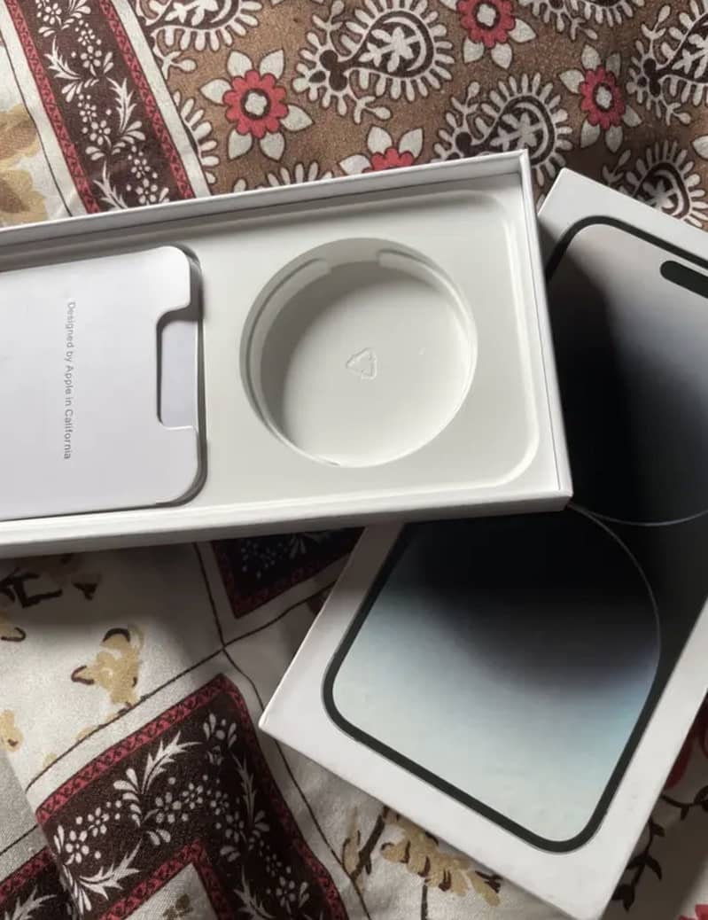 Apple iPhone 14 Pro Max 2