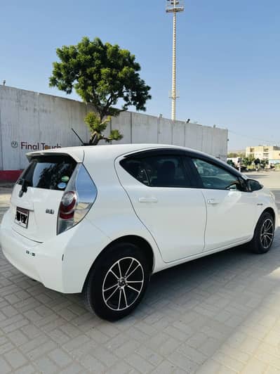 Toyota Aqua 2014