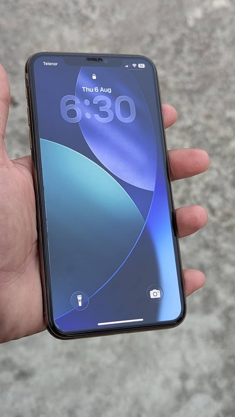 Apple iPhone 11 Pro Max 3