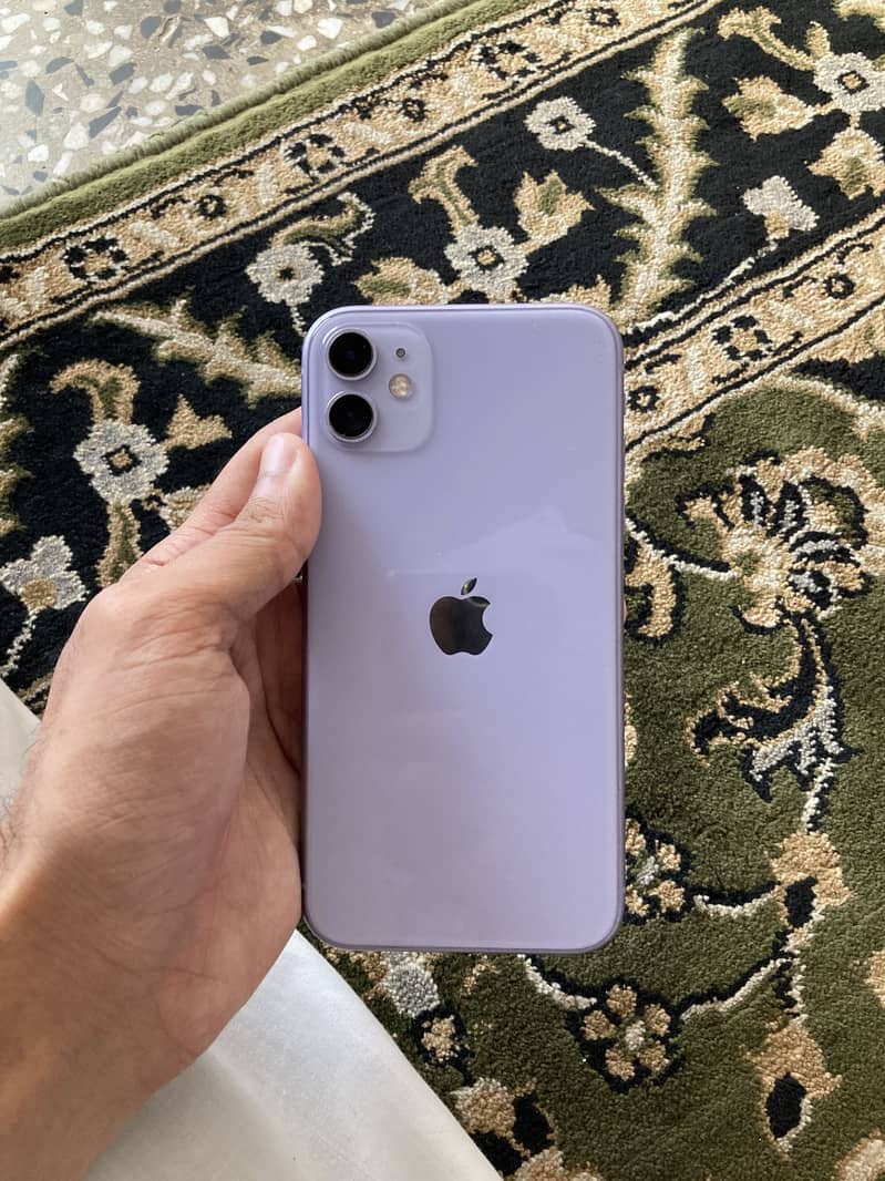 Apple iPhone 11 0