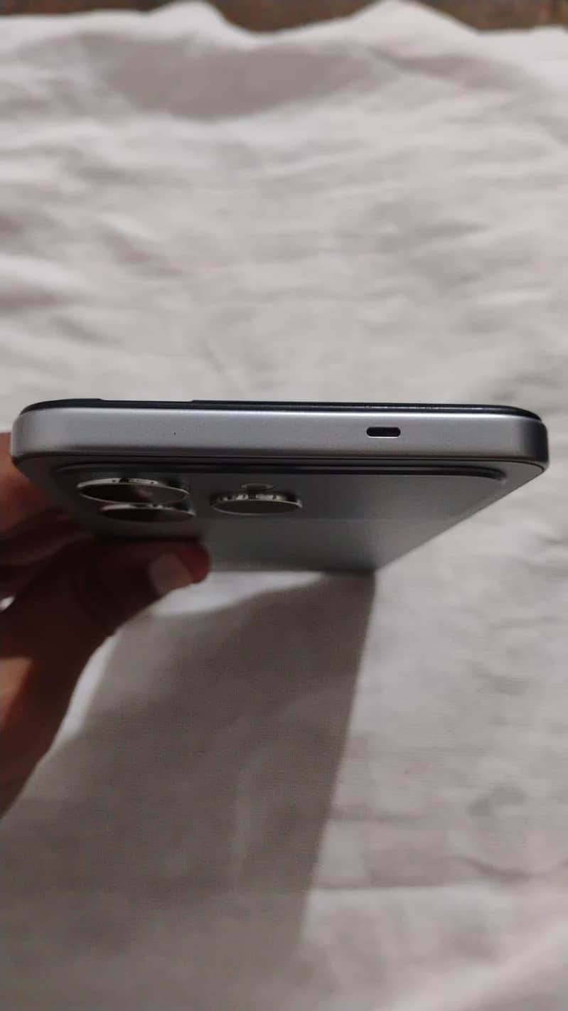 Tecno SPARK 40 5