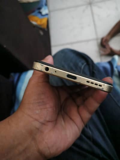Vivo Y35