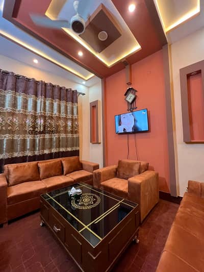 6 Seater Sofa Set – Excellent Condition | Elegant & Comfortable
