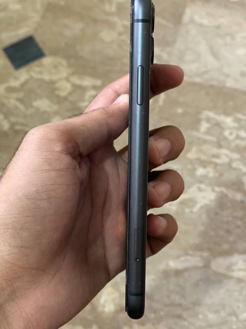 Apple iPhone 11 1