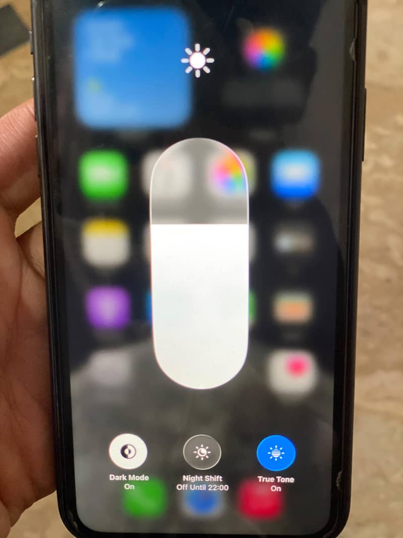 Apple iPhone 11 3