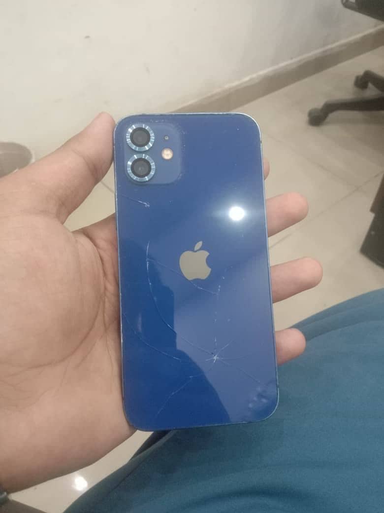 Apple iPhone 12 3