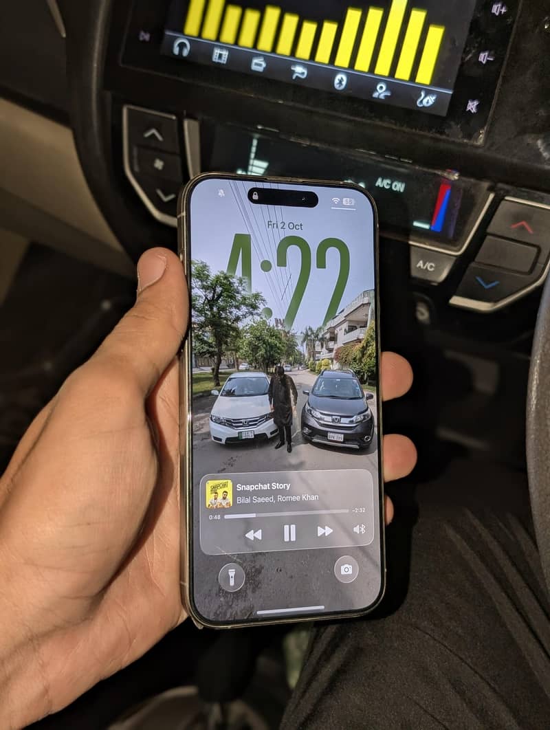 Apple iPhone 15 Pro Max 5