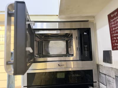 Expert Built-in Microwave for Sale – Excellent Working Condition