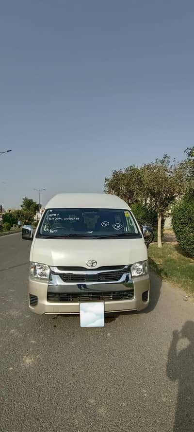 TOYOTA HAICE TRH 224 GRAND CABIN