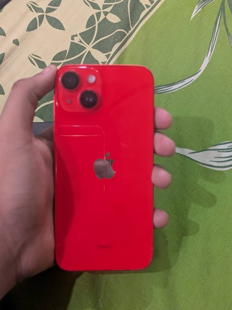 Apple iPhone 14 4