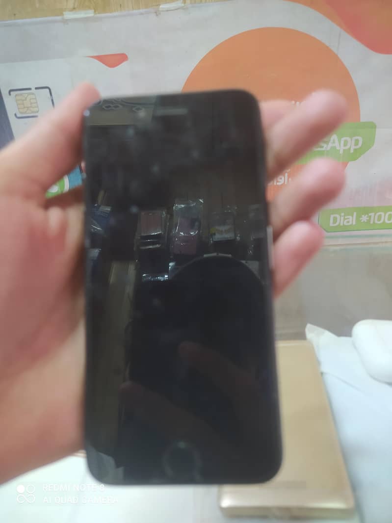 Apple iPhone 7 6