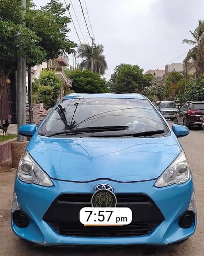Toyota Aqua 2015