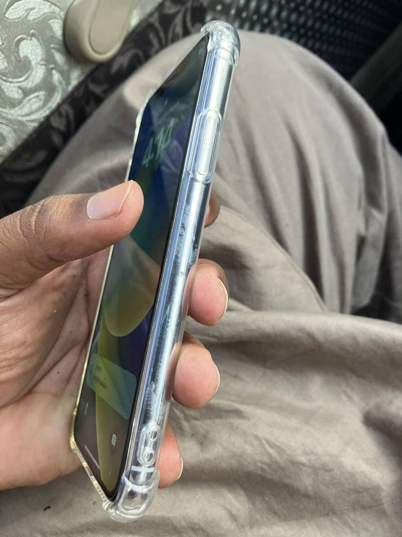 Apple iPhone X 1