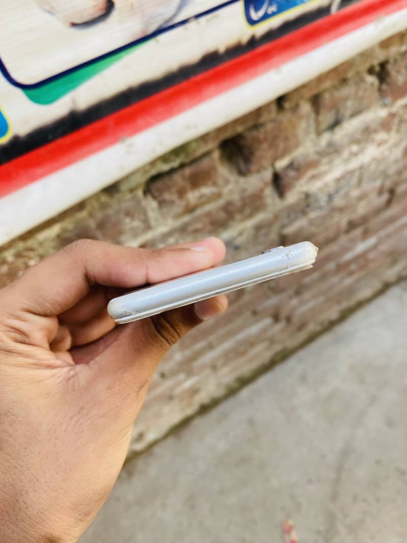 Apple iPhone 6 5