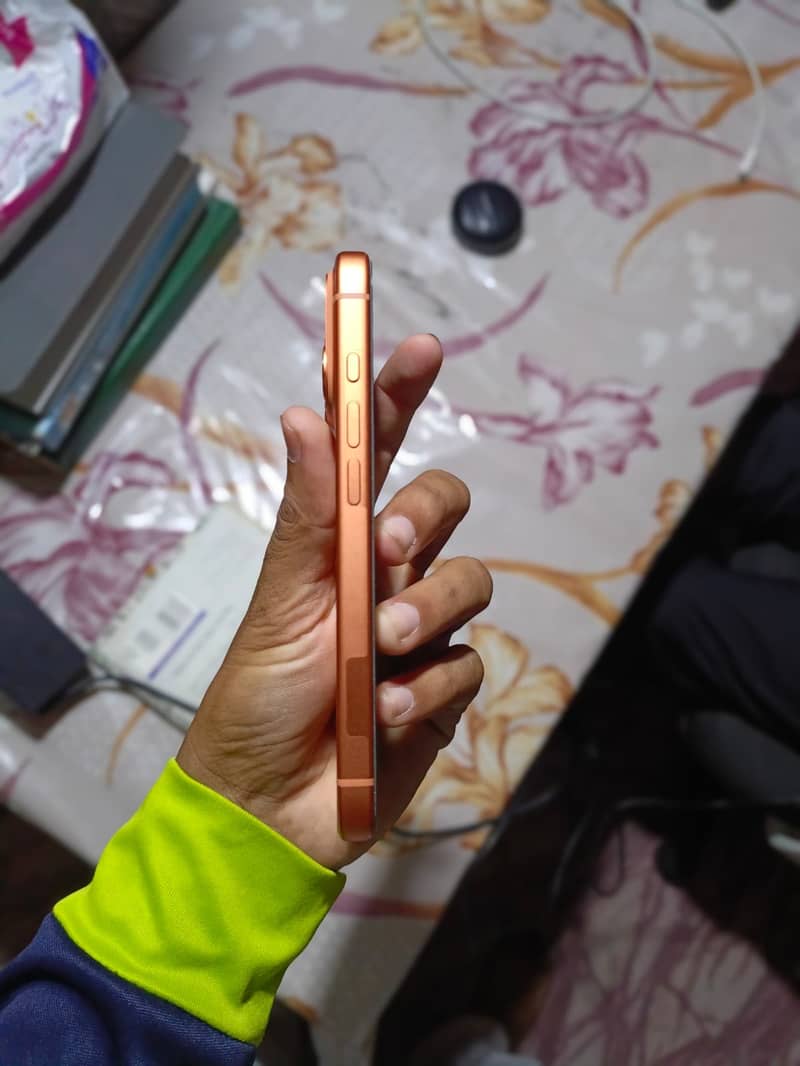 Apple iPhone 17 Pro 4