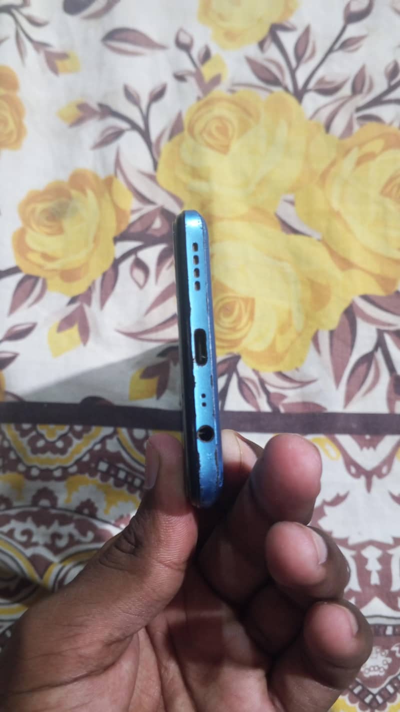 Realme 8 Pro 3