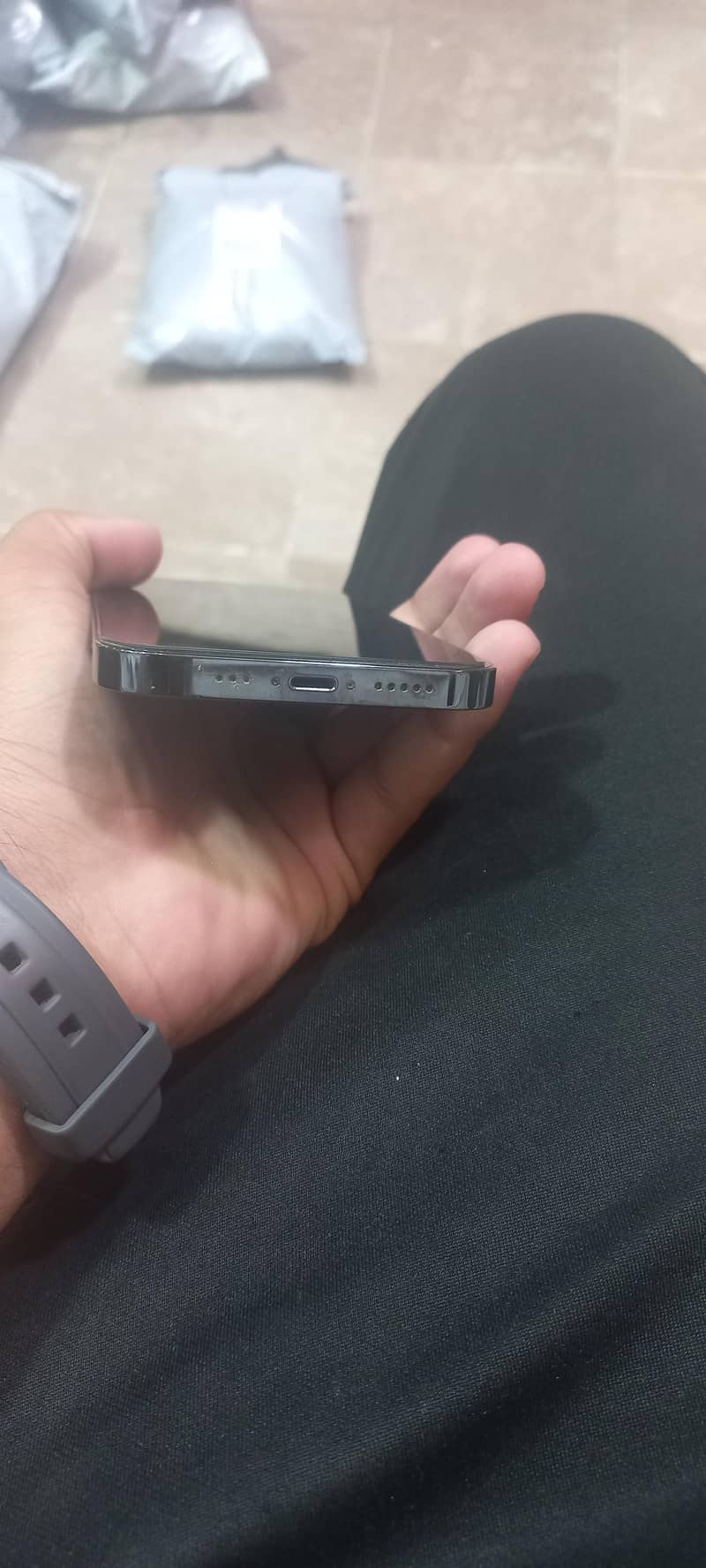 Apple iPhone 12 Pro 3